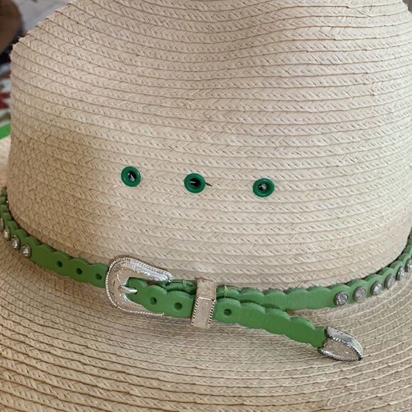 Woman’s  Straw Cowboy  Hat - Picture 3 of 9